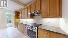 2258 ROCHESTER CIRCLE | Oakville Ontario | Slide Image Ten