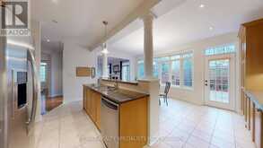 2258 ROCHESTER CIRCLE | Oakville Ontario | Slide Image Seven