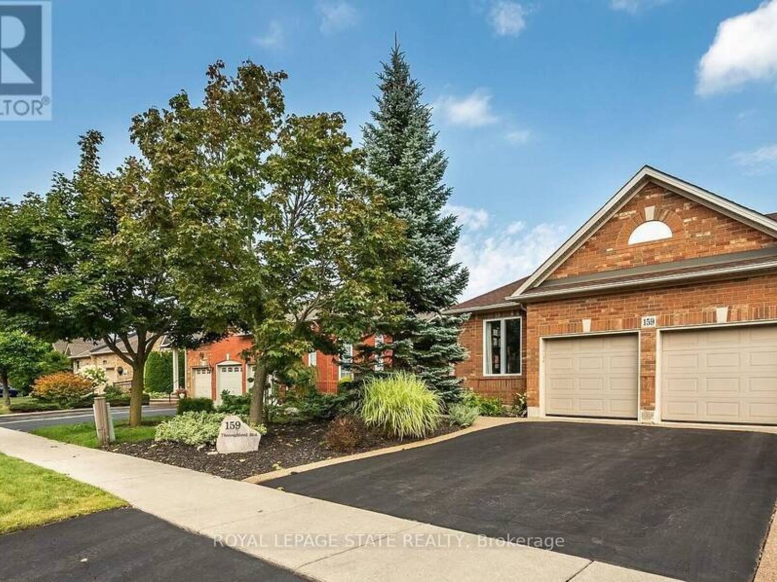 159 THOROUGHBRED BOULEVARD, Hamilton, Ontario L9K 1N2