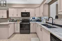 159 THOROUGHBRED BOULEVARD | Hamilton Ontario | Slide Image Twelve