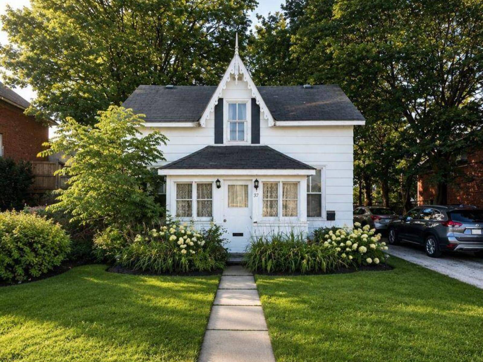 787 10TH STREET E, Owen Sound, Ontario N4K 1T2