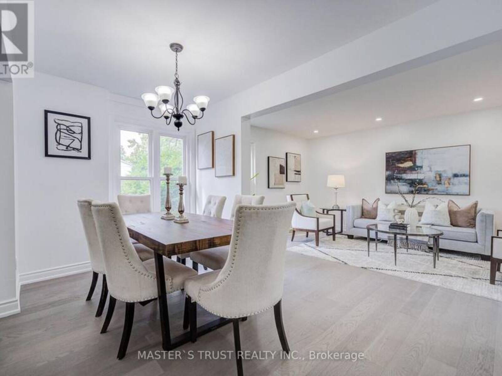 4 GATSBY SQUARE, Brampton, Ontario L6S 2H4
