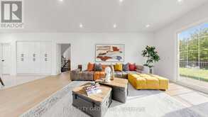 26 LANDMARK COURT | Markham Ontario | Slide Image Twelve