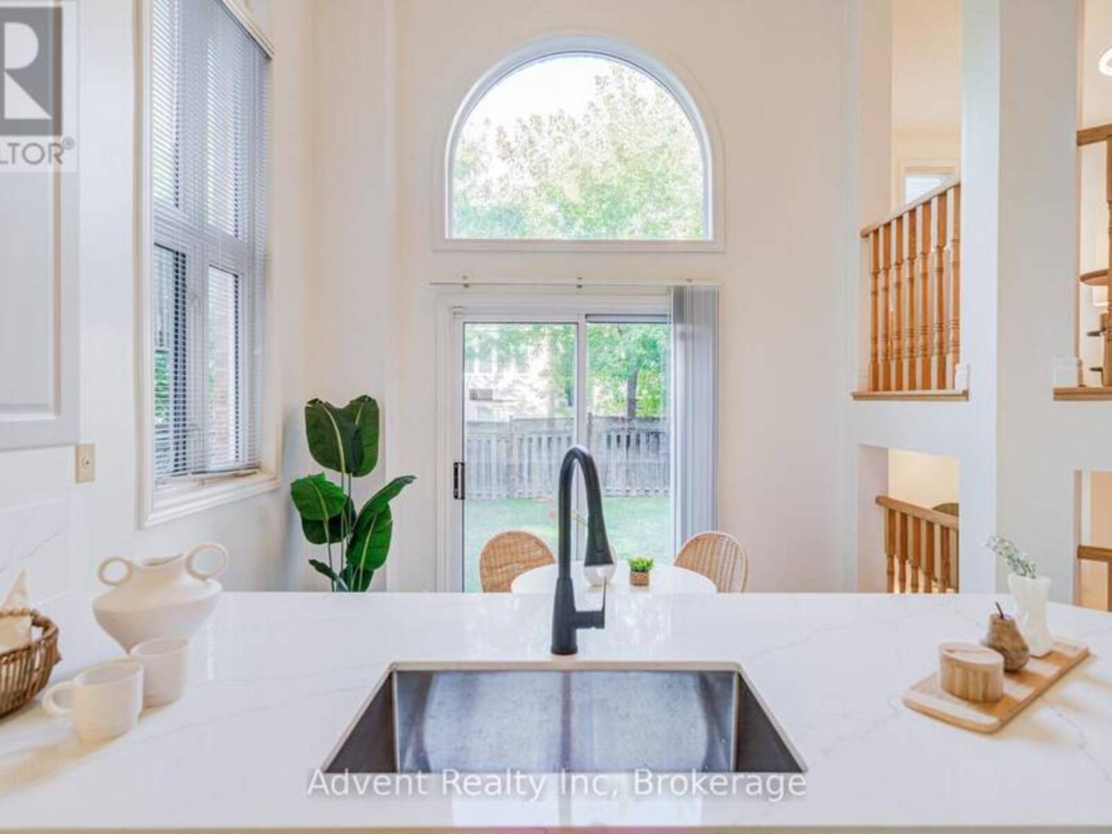 147 FRANK ENDEAN ROAD, Richmond Hill, Ontario L4S 1S7