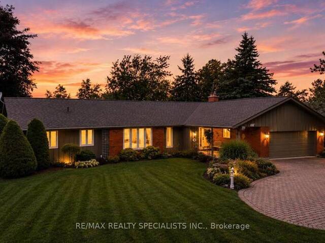 36 THICKETWOOD PLACE Ramara Ontario, L0K 1B0 - 6 Bedrooms Waterfront Home For sale