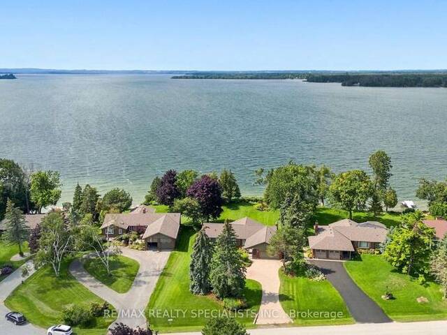 36 THICKETWOOD PLACE Ramara Ontario, L0K 1B0 - 6 Bedrooms Waterfront Home For sale