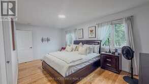 303 HICKORY CIRCLE | Oakville Ontario | Slide Image Nineteen