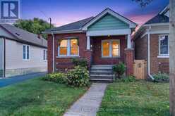 30 BARONS AVENUE N | Hamilton Ontario | Slide Image Three