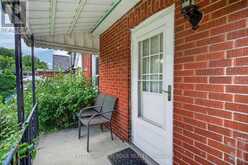 30 BARONS AVENUE N | Hamilton Ontario | Slide Image Forty