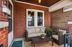 30 BARONS AVENUE N | Hamilton Ontario | Slide Image Four