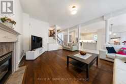 27 THOROUGHBRED BOULEVARD | Hamilton Ontario | Slide Image Twenty