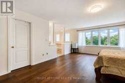 27 THOROUGHBRED BOULEVARD | Hamilton Ontario | Slide Image Thirty-four