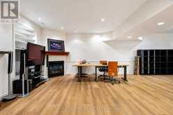 27 THOROUGHBRED BOULEVARD | Hamilton Ontario | Slide Image Forty-four