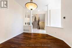 27 THOROUGHBRED BOULEVARD | Hamilton Ontario | Slide Image Six