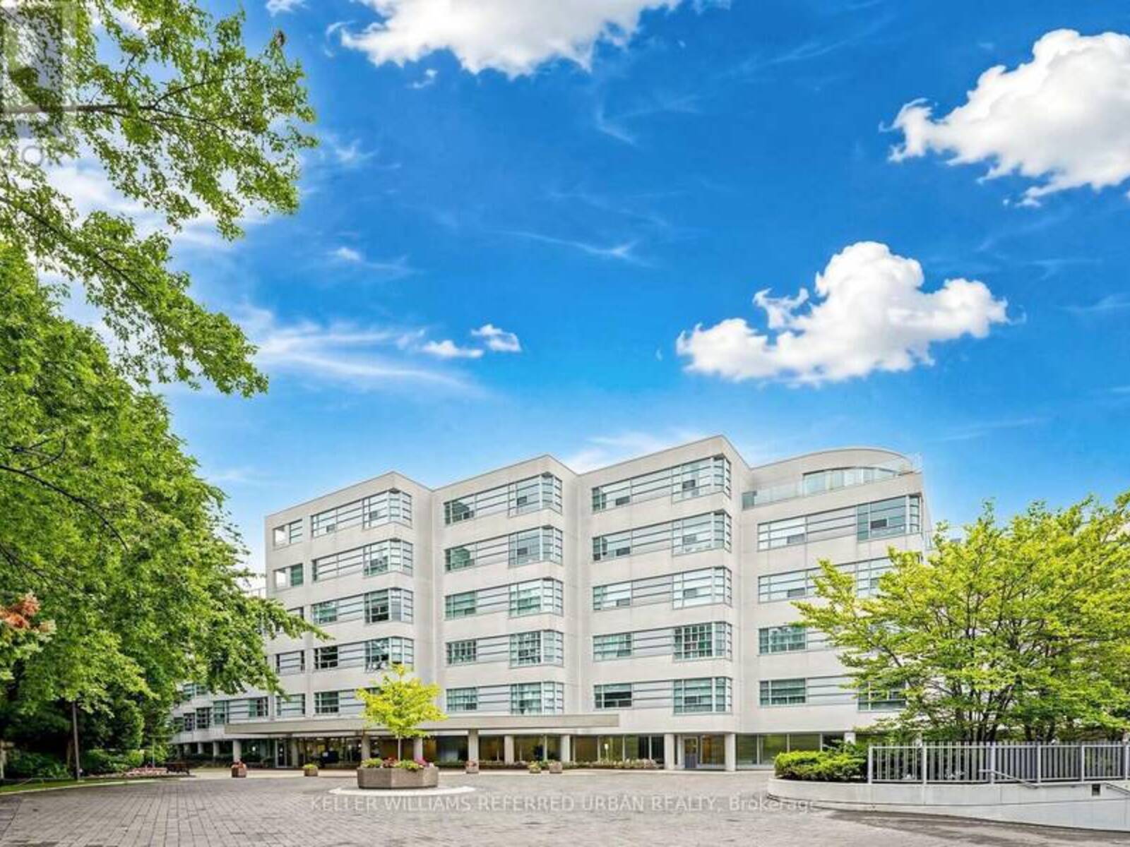5 - 1 WATERGARDEN WAY, Toronto, Ontario M2K 2Z7