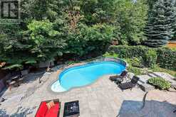 102 CUMMING DRIVE | Barrie Ontario | Slide Image Six