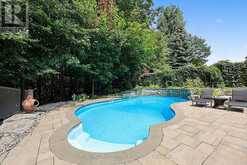 102 CUMMING DRIVE | Barrie Ontario | Slide Image Seven