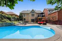 102 CUMMING DRIVE | Barrie Ontario | Slide Image Eight
