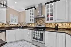 6 DOLBY CRESCENT | Ajax Ontario | Slide Image Twelve