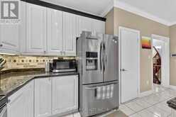 6 DOLBY CRESCENT | Ajax Ontario | Slide Image Fourteen