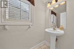 6 DOLBY CRESCENT | Ajax Ontario | Slide Image Seventeen