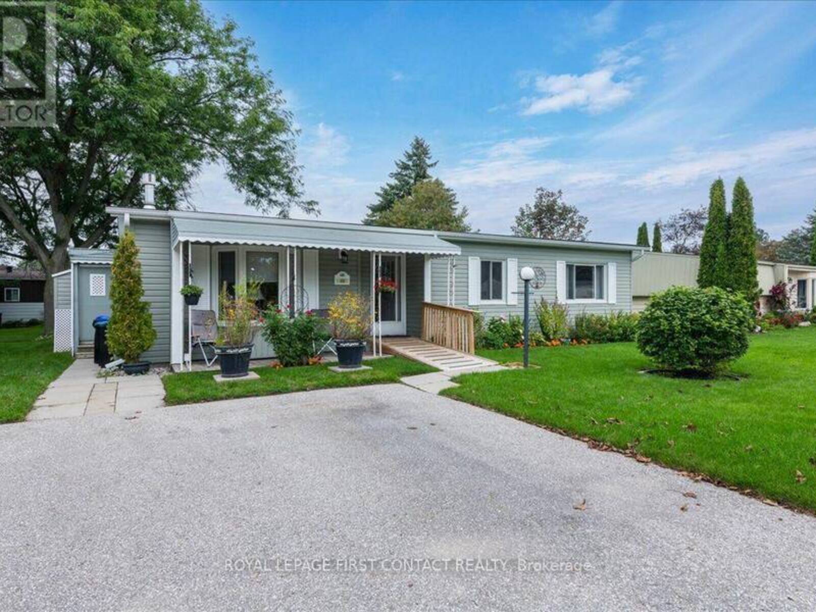 40 CORNER BROOK TRAIL, Innisfil, Ontario L9S 1N6
