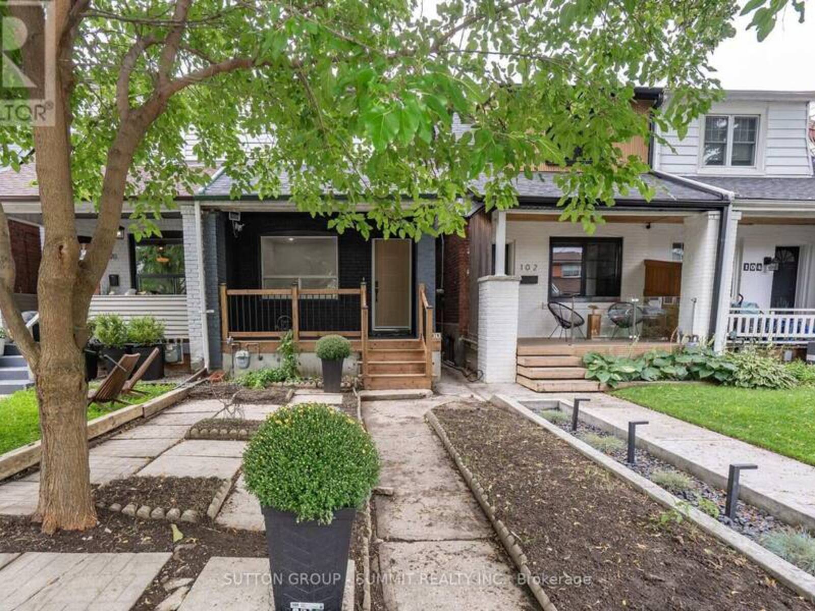 100 ROSETHORN AVENUE, Toronto, Ontario M6N 3L1