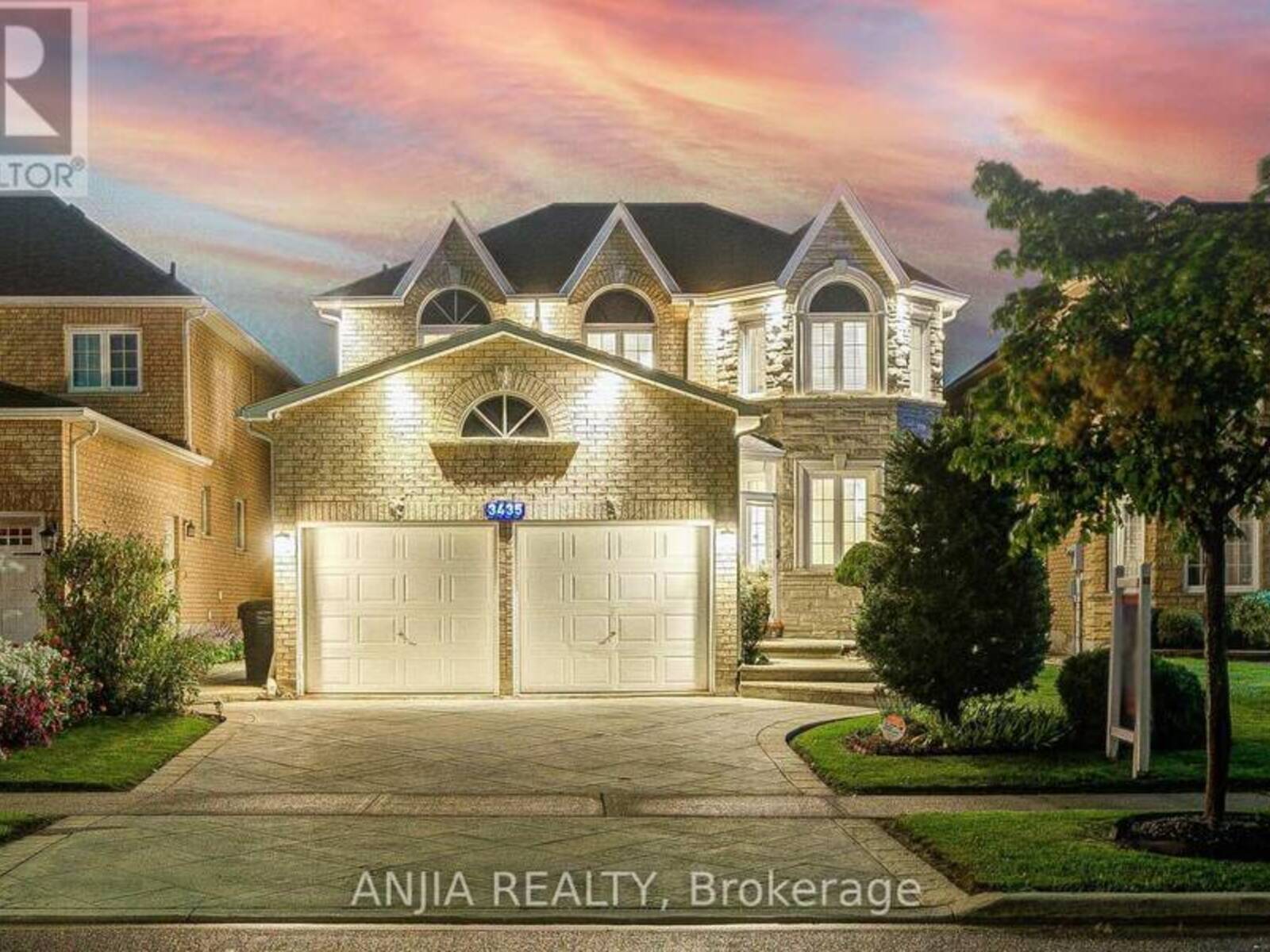 3435 GRAND PARK DRIVE, Mississauga, Ontario L5B 4E3