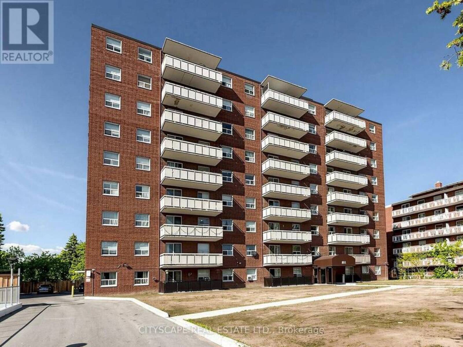 708 - 851 QUEENSTON ROAD, Hamilton, Ontario L8G 1B4