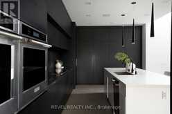 7737 WELLINGTON RD 34 | Puslinch Ontario | Slide Image Ten