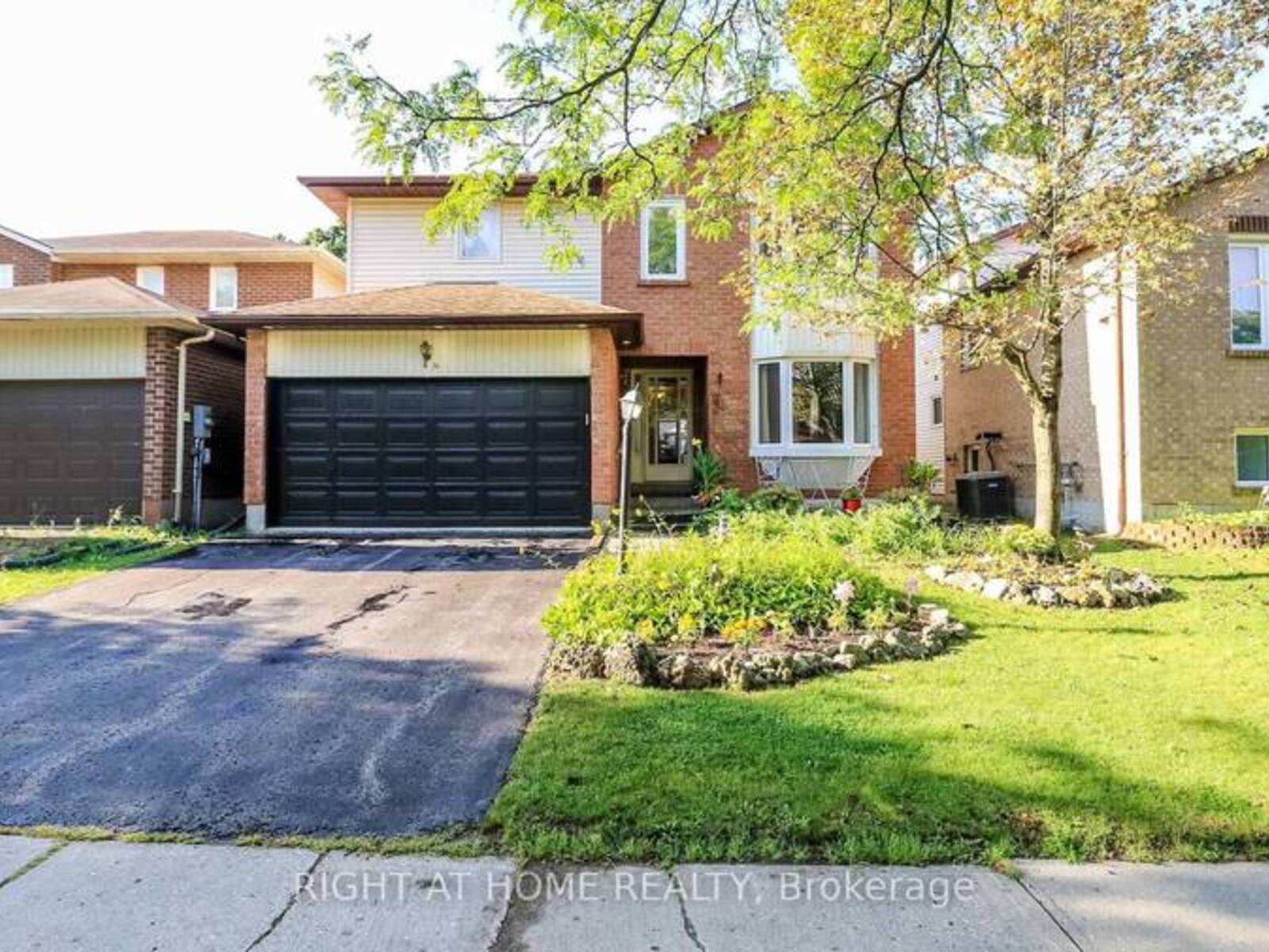 70 KINZIE LANE, Barrie, Ontario L4M 5Z8