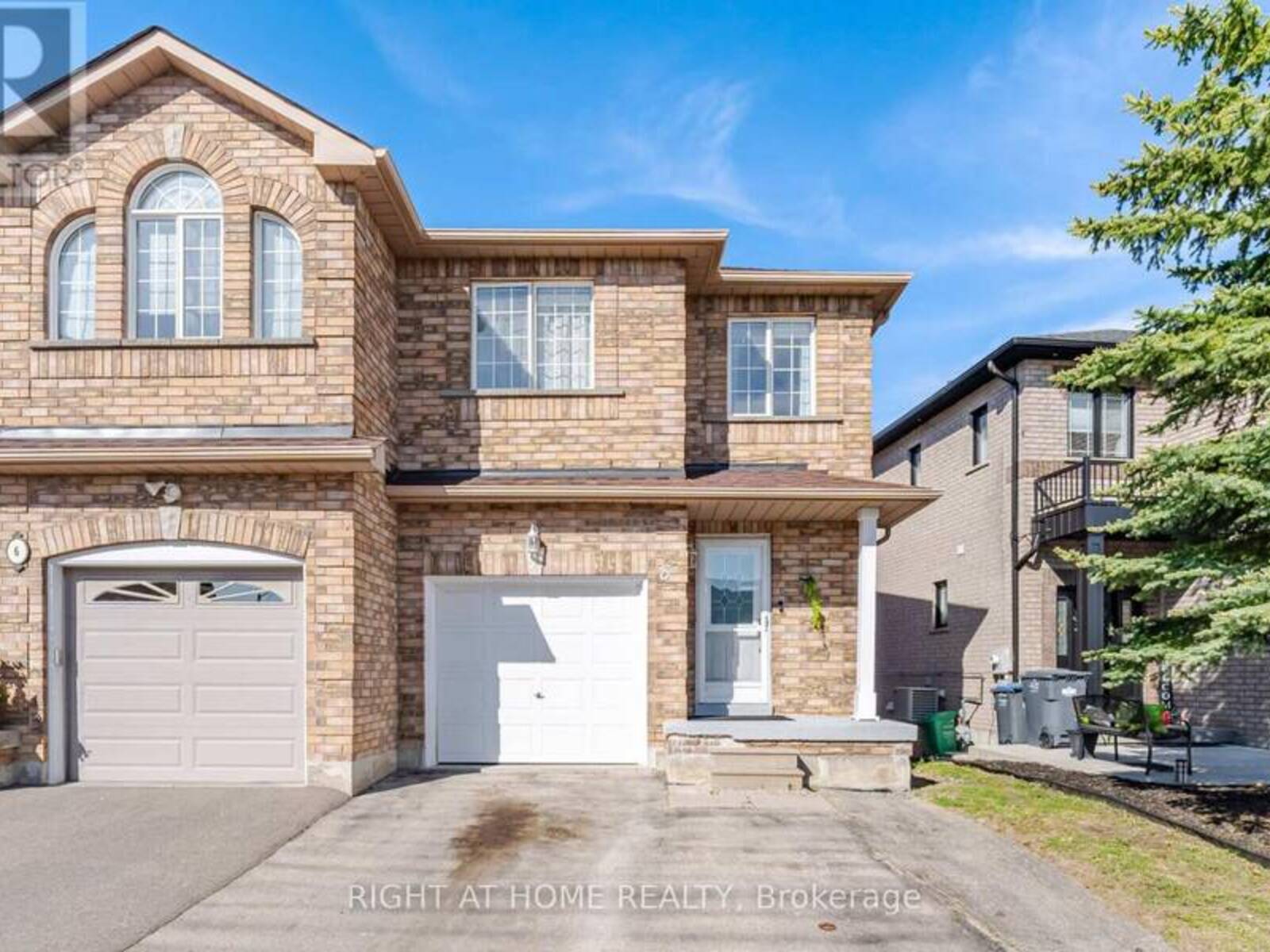 8 RICHELIEU COURT, Caledon, Ontario L7E 2M3