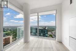 3708 - 39 ROEHAMPTON AVENUE | Toronto Ontario | Slide Image Thirteen