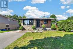 382 FAIRLAWN STREET | Oshawa Ontario | Slide Image Two