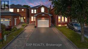 42 FIELDNEST CRESCENT | Whitby Ontario | Slide Image Two