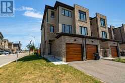 30 PUMPKIN CORNER CRESCENT | Barrie Ontario | Slide Image One