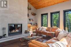 1157 ARTISAN LANE | Haliburton Ontario | Slide Image Three