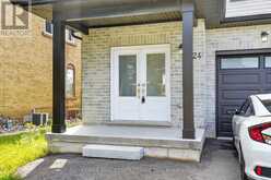 124 KING STREET E | Ingersoll Ontario | Slide Image Four