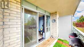 212 - 39 ONEIDA CRESCENT | Richmond Hill Ontario | Slide Image Forty
