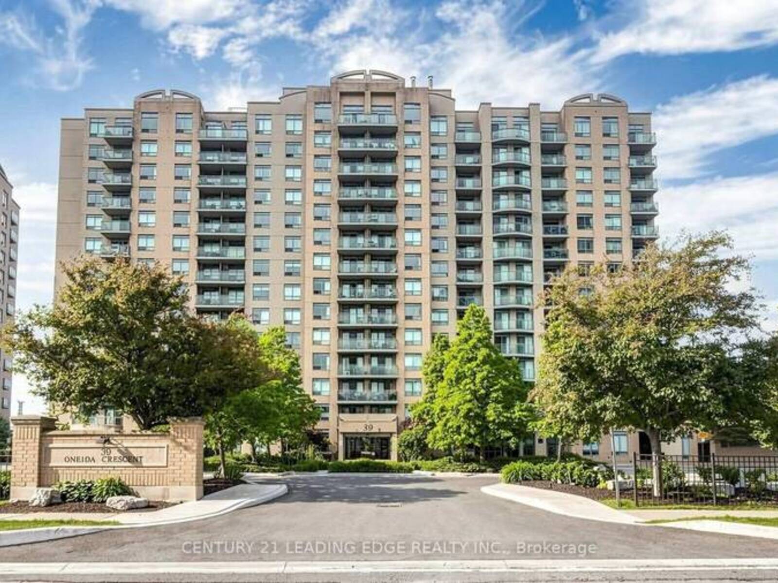 212 - 39 ONEIDA CRESCENT, Richmond Hill, Ontario L4B 4T9