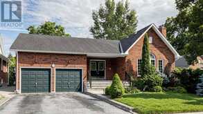 41 CAPTAIN ARMSTRONG LANE | Markham Ontario | Slide Image One