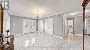 41 CAPTAIN ARMSTRONG LANE | Markham Ontario | Slide Image Four