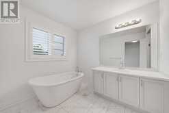 28 LIAM LANE | Markham Ontario | Slide Image Eighteen