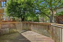 9 - 70 SUNNYSIDE DRIVE | London Ontario | Slide Image Thirty-seven
