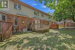 9 - 70 SUNNYSIDE DRIVE | London Ontario | Slide Image Thirty-eight