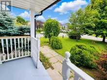 B - 620 SETTLERSFIELD COURT | Waterloo Ontario | Slide Image Four
