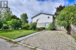 B - 620 SETTLERSFIELD COURT | Waterloo Ontario | Slide Image Seven