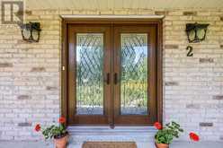 2 AMBERGLEN COURT | East Gwillimbury Ontario | Slide Image Three
