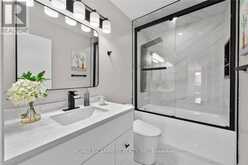 135 NUGENT DRIVE | Hamilton Ontario | Slide Image Nineteen