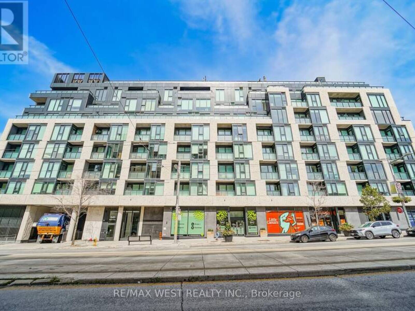 205 - 840 ST CLAIR AVENUE W, Toronto, Ontario M6C 0A4